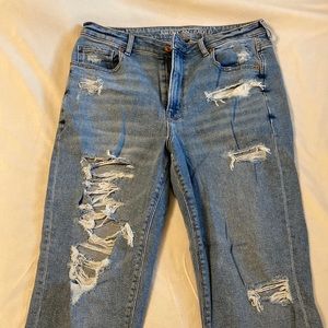 American Eagle Mom Jean